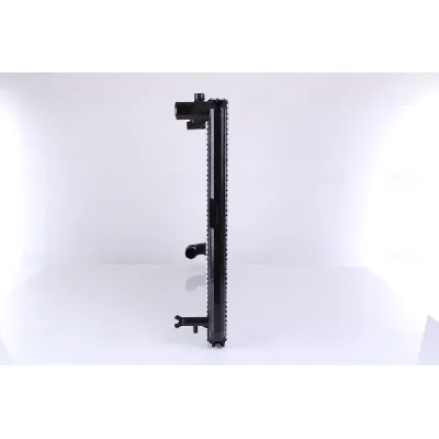 Hladnjak, hlađenje motora NISSENS NIS 646829 IC-C4A059