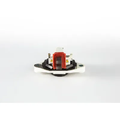 Regler alternatora BOSCH 1 987 237 061 IC-E2D37D