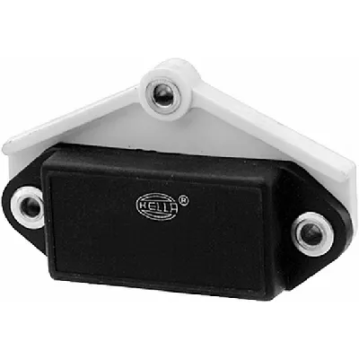 Regler alternatora HELLA 5DR004 246-741 IC-9A94C0