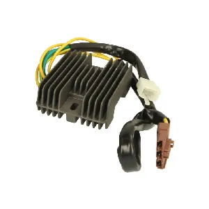 Regler alternatora INPARTS IP000396 IC-D9E5C3