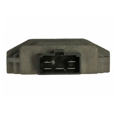 Regler alternatora INPARTS IP000400 IC-D9E5C7