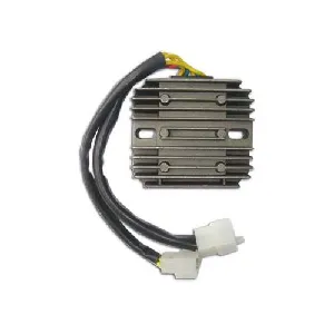 Regler alternatora VICMA VIC-14549 IC-C3DEA7