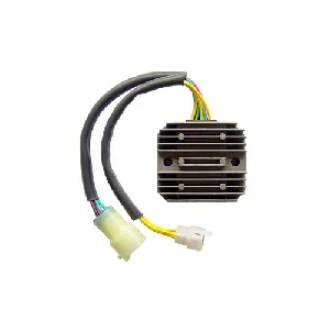 Regler alternatora VICMA VIC-14571 IC-C3DEB6