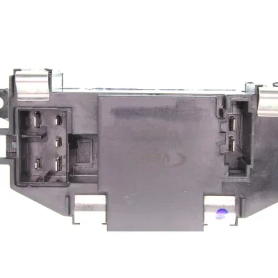 Regulator, ventilator kabine VEMO V10-79-0019 IC-D7D0C5
