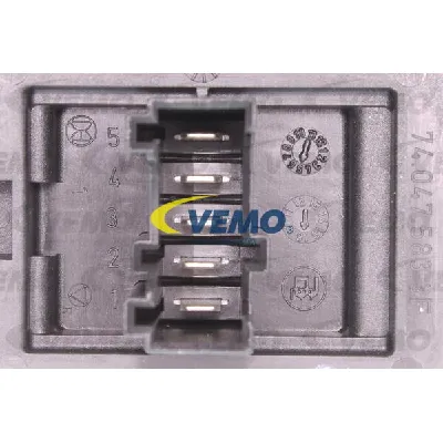 Regulator, ventilator kabine VEMO V22-79-0006 IC-D7D0D9